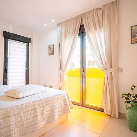 Soleado Alegria Con Piscina Апартаменты Торевьиа