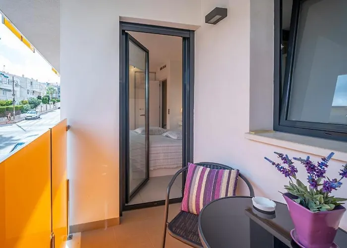 Soleado Alegria Con Piscina شقة تورّيفيِخا